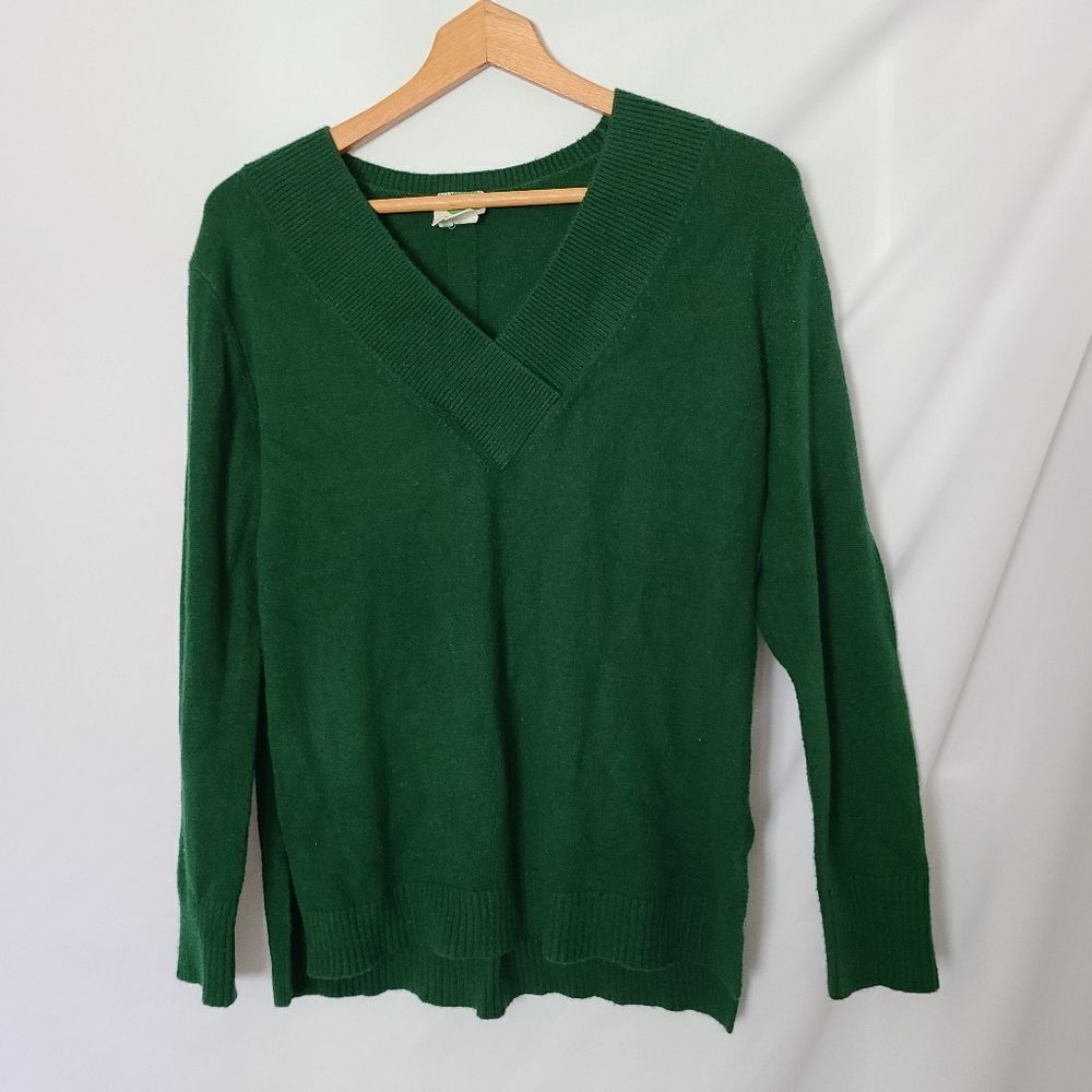 Anthropologie Green Wide V-neck Soft Fuzzy‎ Pullover Sweater sz XS